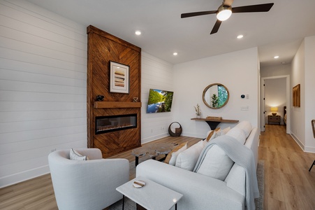 A Stoney Marina - Living Room View from Dining Area