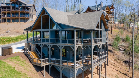 Mountain Air - Back View of Property