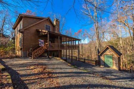 Misty Mountain Escape - Cabin Rental in North Georgia