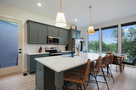 A Stoney Marina - Kitchen Island