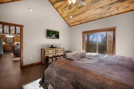 The Peaceful Meadow Cabin- Entry Level Primary King Bedroom