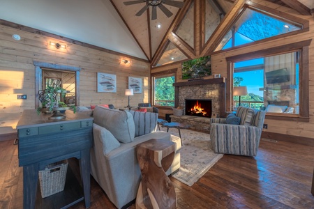 Southern Star- Living room area with vaulted ceilings