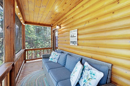 Bear Creek:  Back Deck Screened Seating