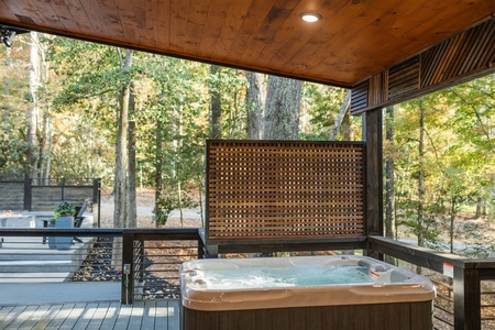 Easy Tiger - Airstream Hot Tub