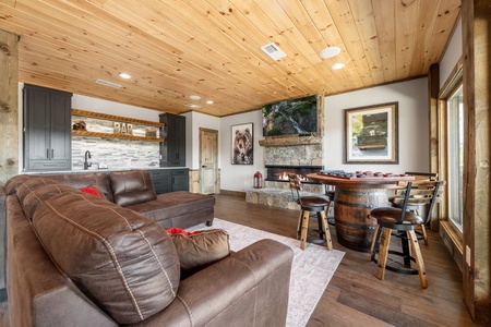 Big Top of Blue Ridge: Lower Level Living Room