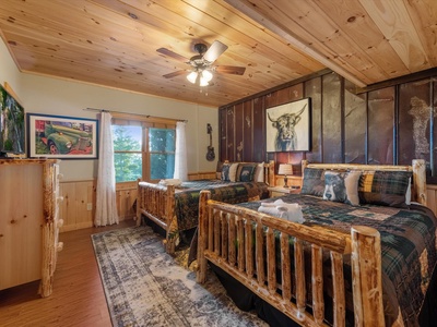 Soaring Hawk Lodge - Lower Level Guest Bedroom