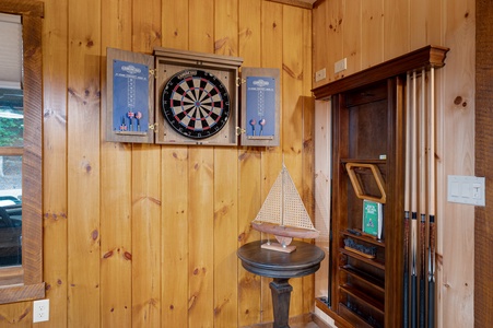 Goose Island Retreat - Lower Level Entertainment Area Dart Board