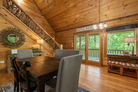 Woodhaven Retreat Dining Area