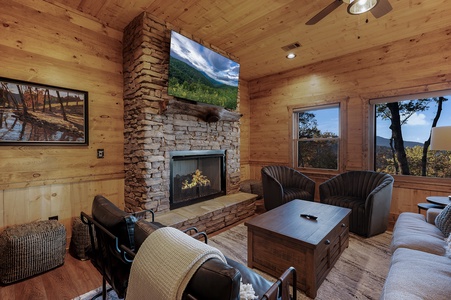 Eagle Ridge - Lower Level Living Room