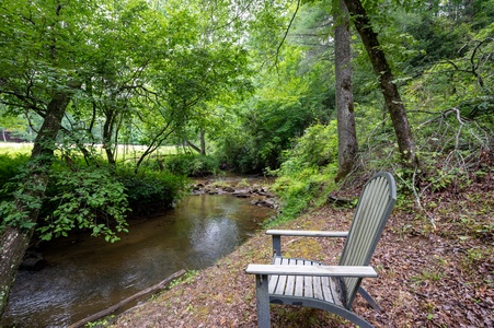 Millstone Haven - Creek Front Seating