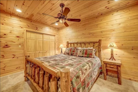 Brown Bear Vista - Lower Level Bedroom