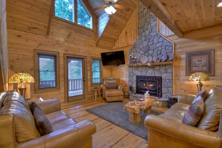 Luxury At The Settlement- Living room space with a fireplace
