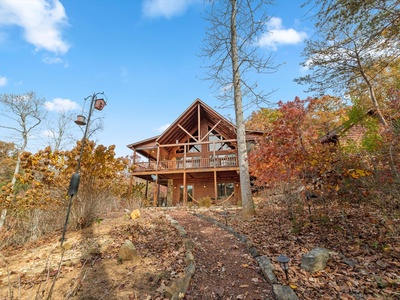 Whispering Pond Lodge -  Back of Cabin