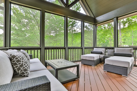 Waters Edge Lodge