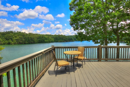 Blue Ridge Lakeside Chateau - Entry Level Deck