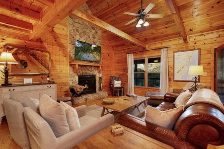 Cartacay River Retreat - Entry Level Living Room