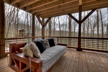 Roseann's Treehouse
