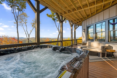 Wine Down Ridge - Lower Level Hot Tub