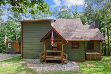 BeauJax Cabin - Exterior