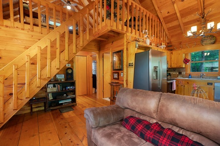 Three Loves Cabin - Entry Level Living Room