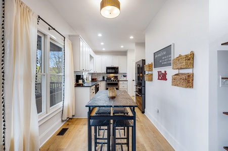 Scenic Ridge - Living Room View of Kitchen