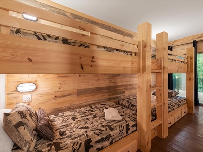 Creek Songs- Lower level bunk room