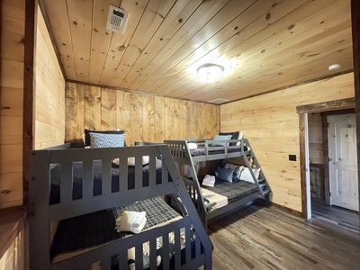 Tysons Peak- Lower Level Bunk Room