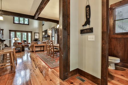 Elk Horn - Entryway