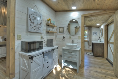 Stanley Creek Lodge - Guest House Kitchenette