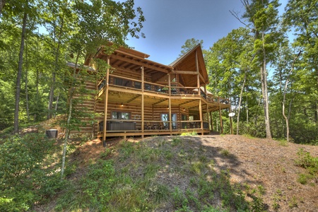 Deer Trails Cabin - Rear Exterior