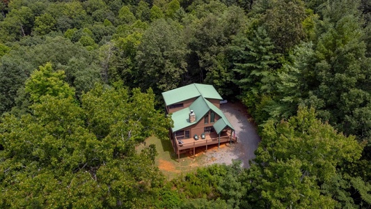Bearfoot Lodge - Aerial View of Cabin