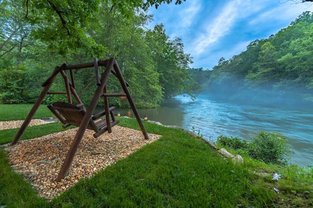 The River House- Swing Overlooking Toccoa River
