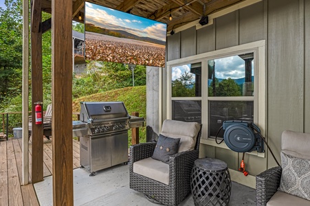 Serenity Now - Lower Level Grilling Area