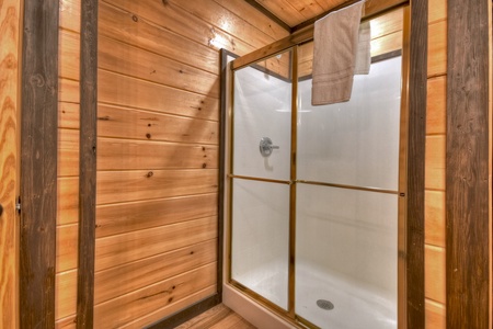 Hemptown Heights- Entry level full bathroom shower