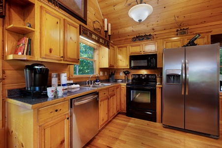 Wise Mountain Hideaway - Kitchen