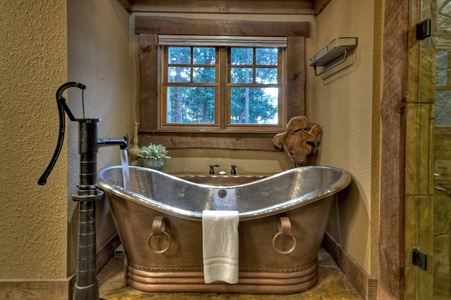 Heavenly Day - Entry Level King Suite Copper Soaking Tub