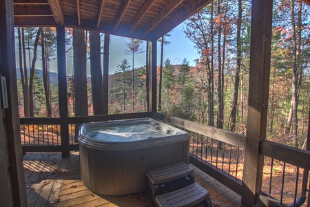 Laurel Breeze - Hot Tub with Forest Views