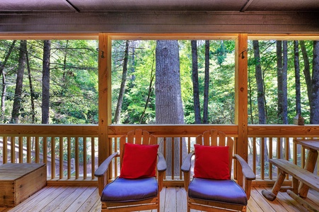 A Whitewater Retreat - Front Screened Deck