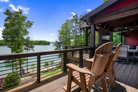 Nottely Island Retreat - Entry Level Deck