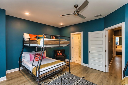 Bedroom 5 - 2 Bunk Bed ( Queen over Full Bed ) - Sleeps 8