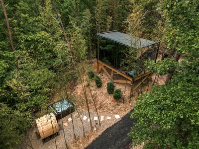 M5 Exterior _ Hot Tub _ Sauna _ Mirror House 