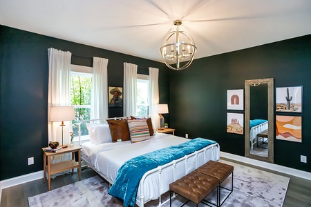 Bedroom 1 - 1 King Size Bed