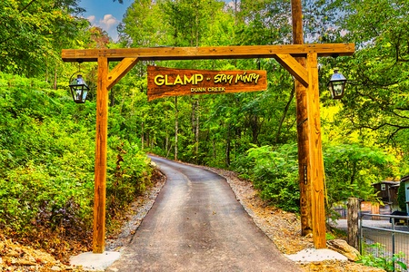 Glamp Entrance