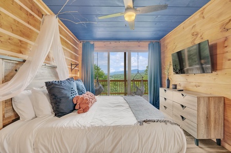 Bedroom 1 - 1 King Size Bed