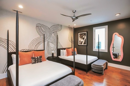 Bedroom 1 - 2 queen beds with ensuite bathroom