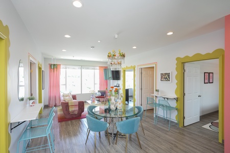Dining Area 1