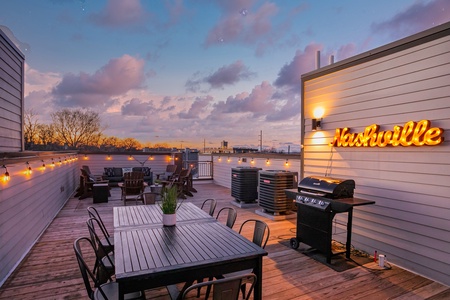 BBQ rooftop and fire pit