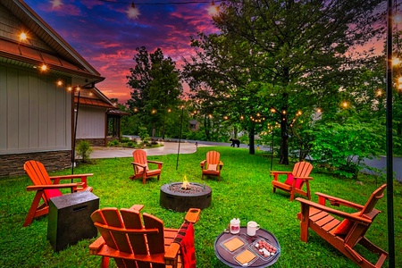 Fire pit and smores