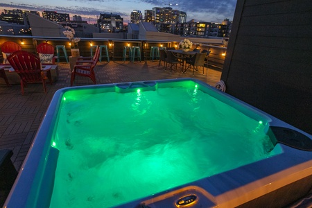 Hot Tub Haven ❤