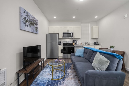 Urban Living: Stylish Apts in the Heart of Tacoma